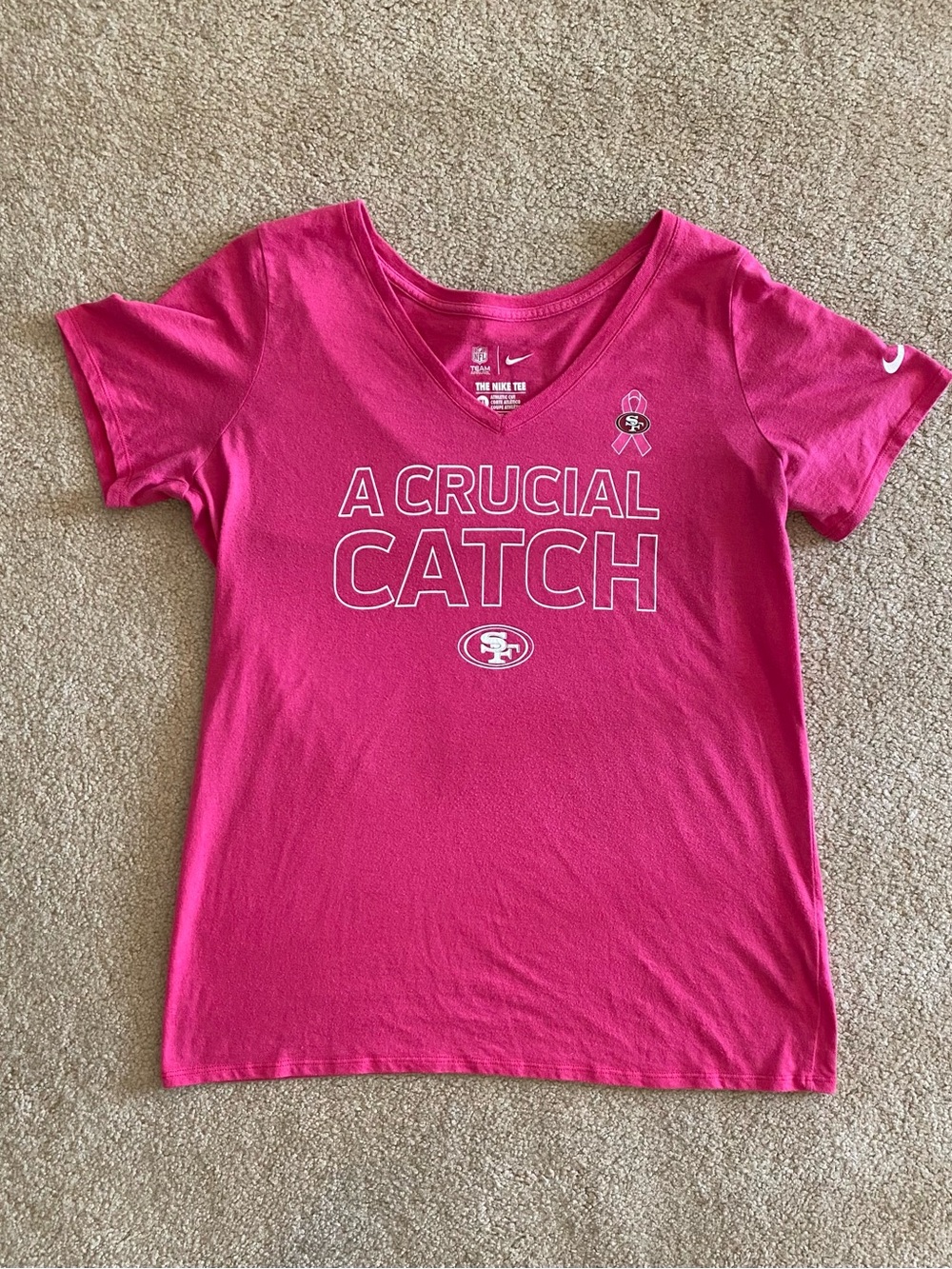 Nike NFL San Francisco 49ers Crucial Catch Pink T Shirt Womens XL